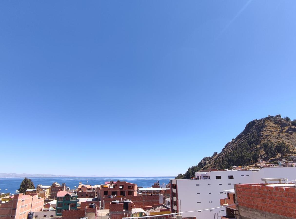 Hostal Sol Y Luna Bed and Breakfast Copacabana  Eksteriør billede