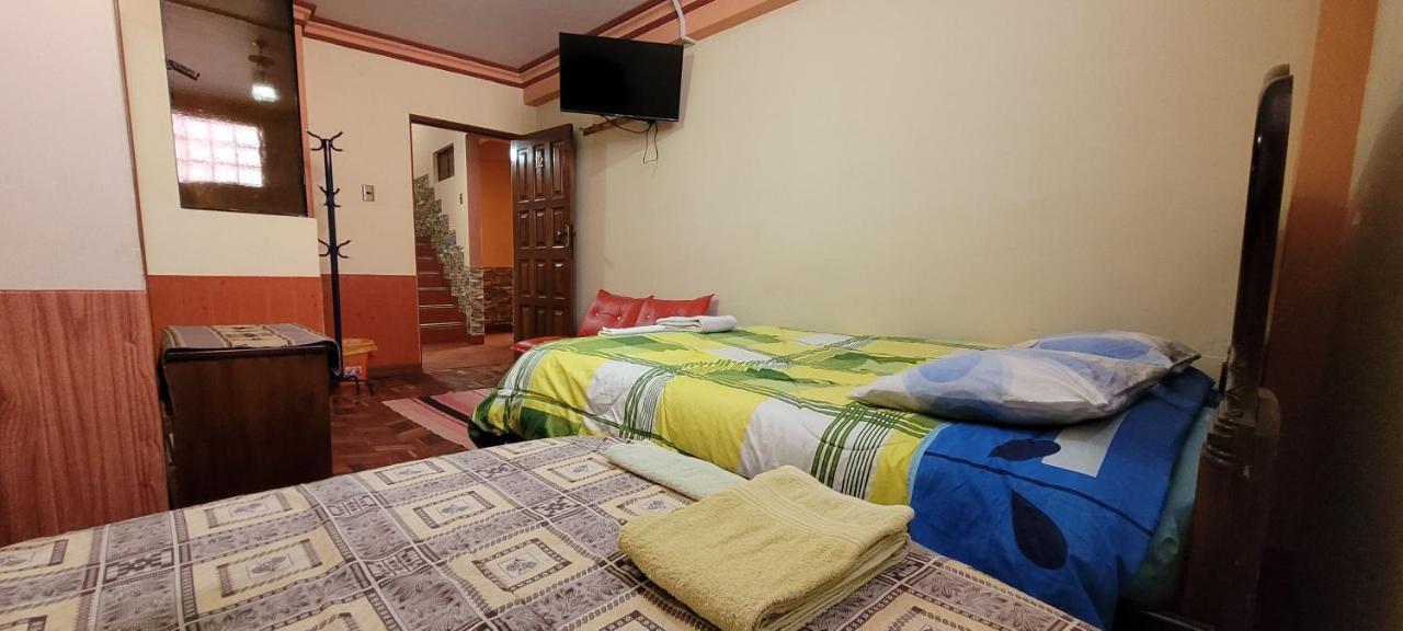 Hostal Sol Y Luna Bed and Breakfast Copacabana  Eksteriør billede