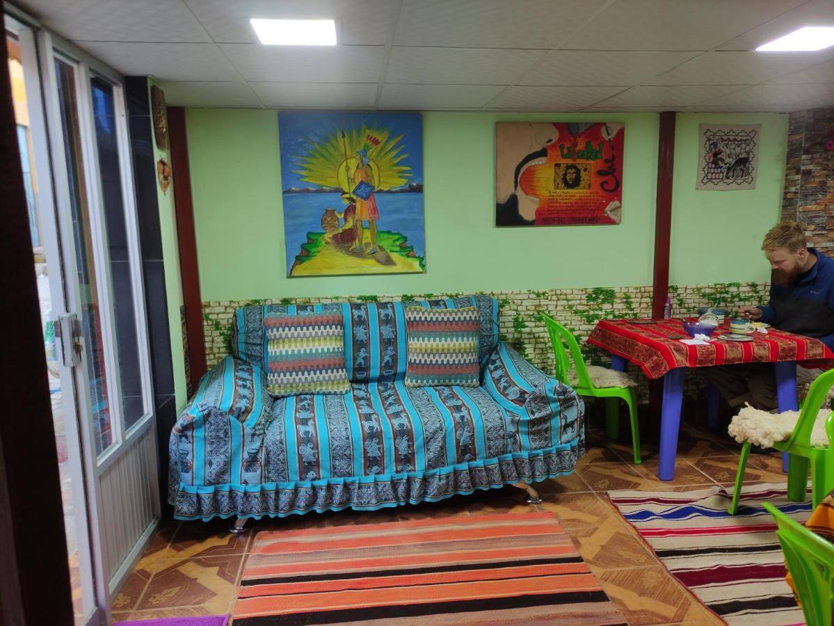 Hostal Sol Y Luna Bed and Breakfast Copacabana  Eksteriør billede